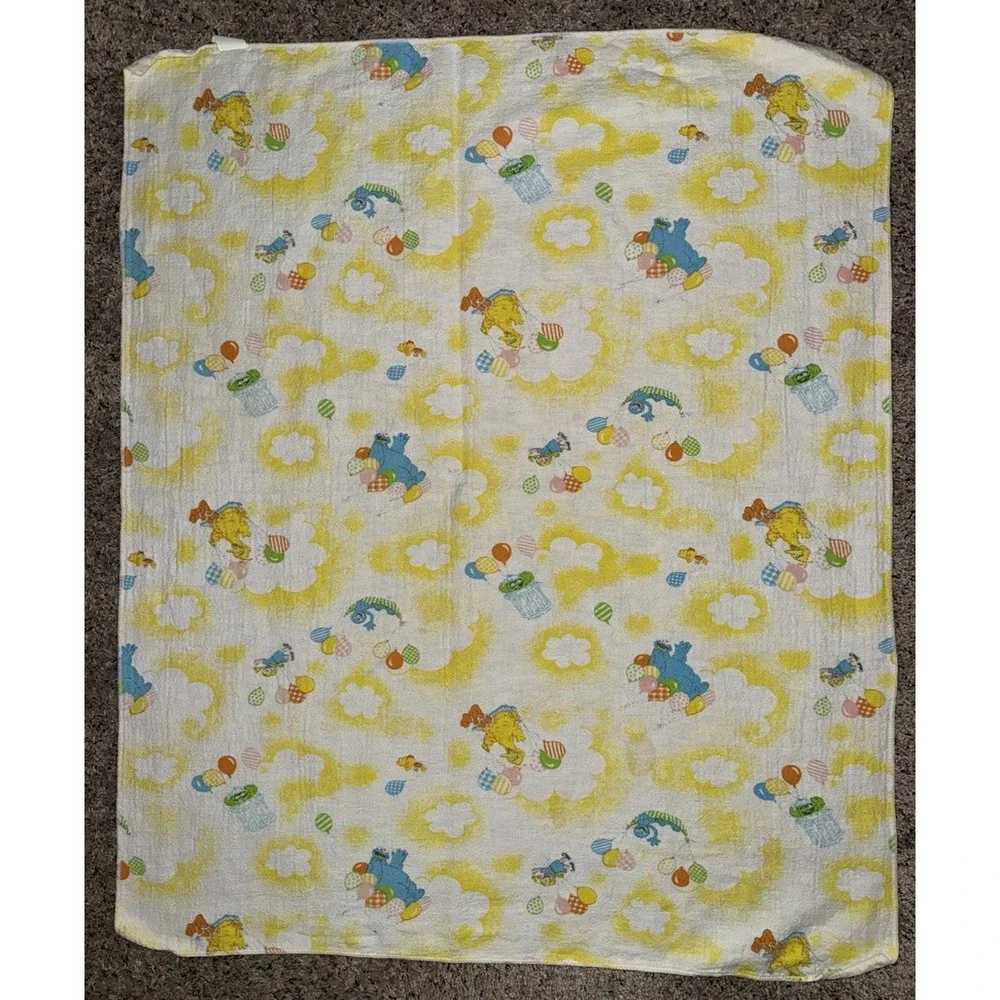 Vtg Toddle‎ TIme  Baby Receiving Blanket Yellow White Balloon Cloud